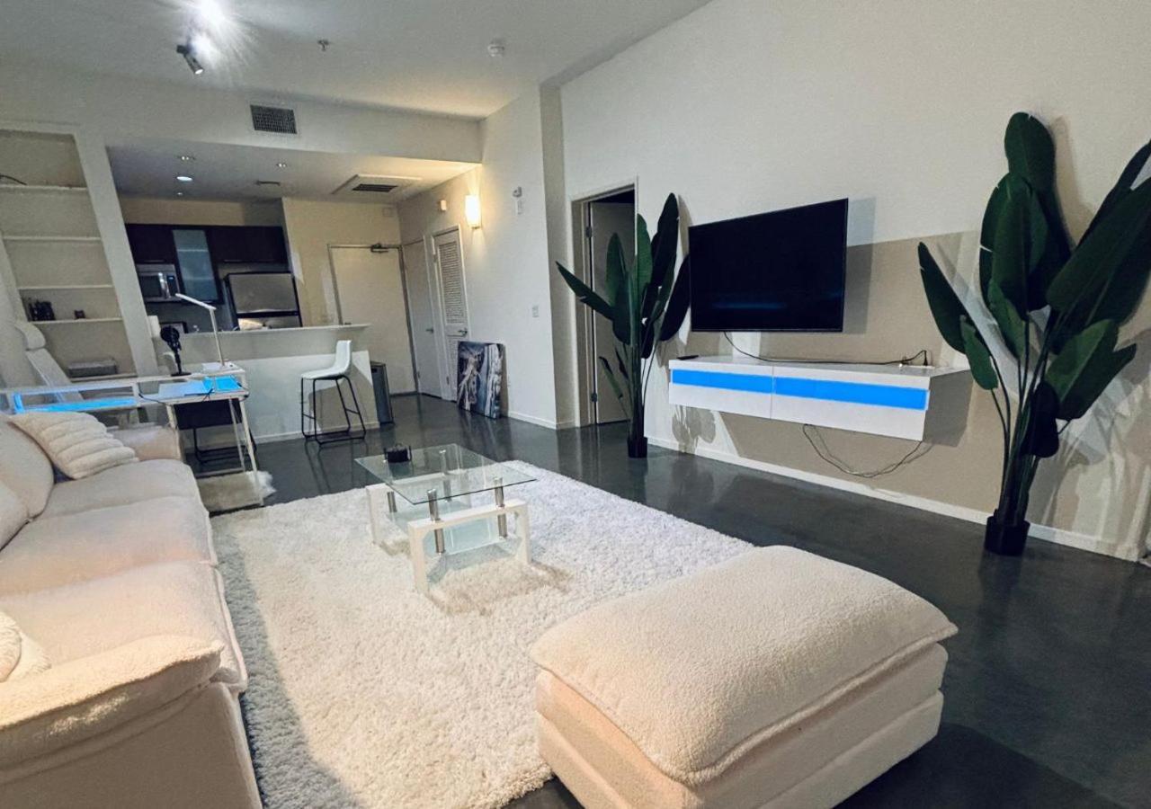 1 Bedroom Spacious In Hollywood Apartamento *